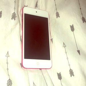 iPod Touch 6 th generation 64 gigs